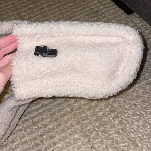 COPY - Forever 21 Faux Fur/ Fluffy Textured Mini Purse - Picture 4 of 5